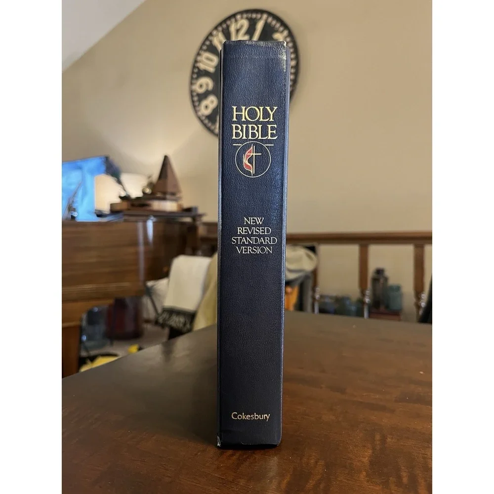 New Revised Standard Version‎ HOLY BIBLE 1990 Blue Hardcover United Methodist